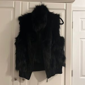 Inochi fox fur vest